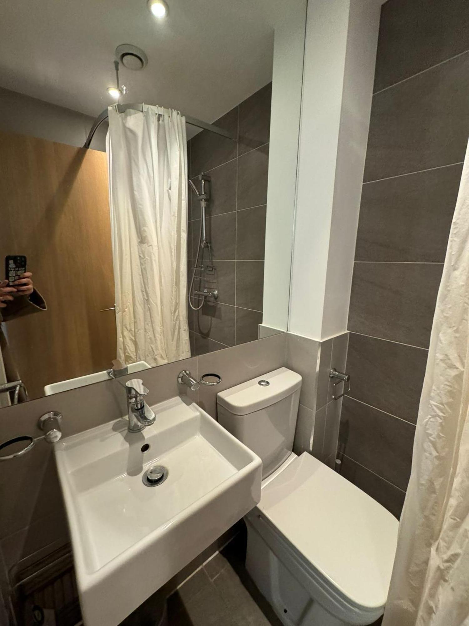 Clarges- Hsk Suites London Bagian luar foto