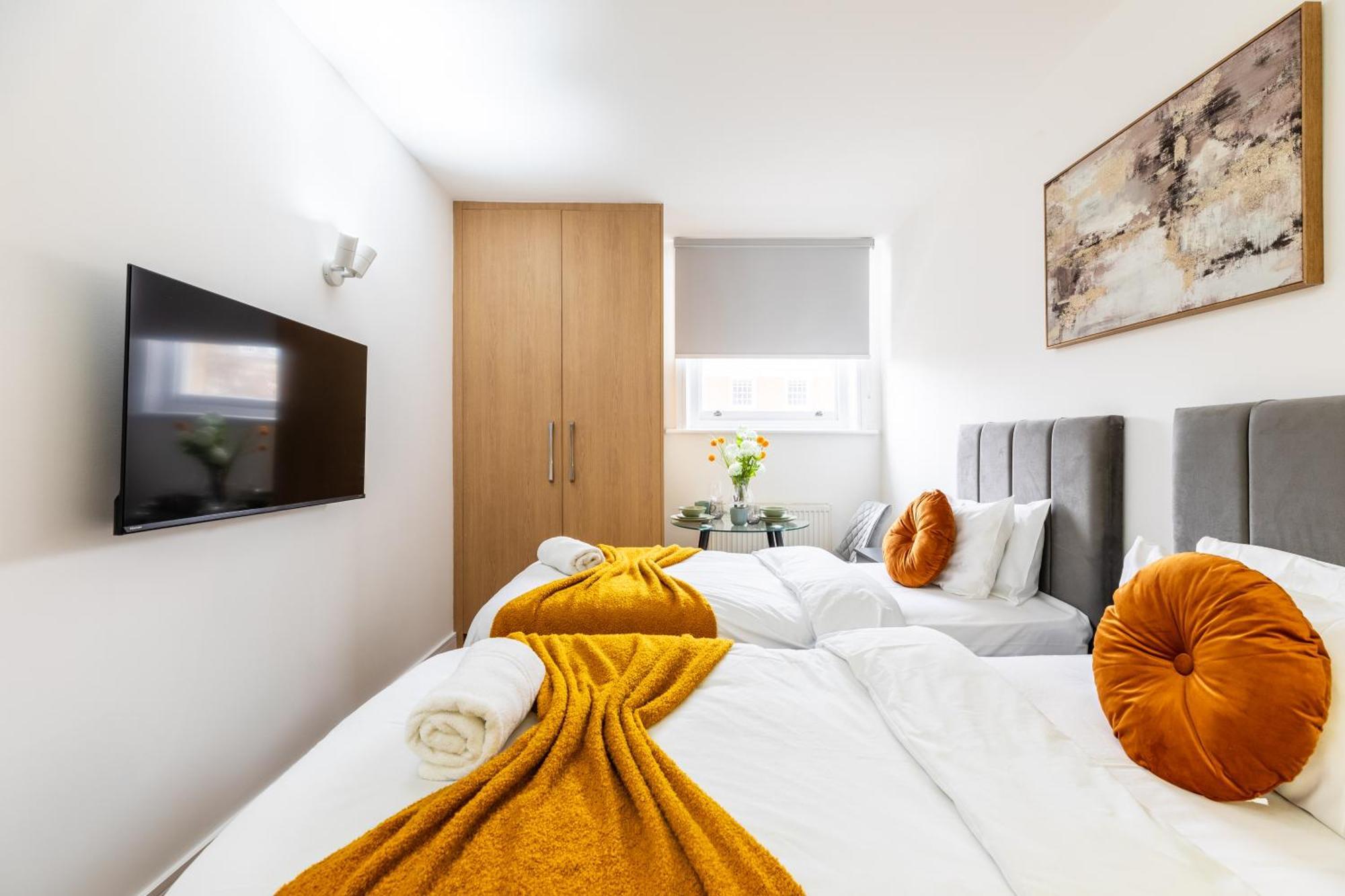 Clarges- Hsk Suites London Bagian luar foto
