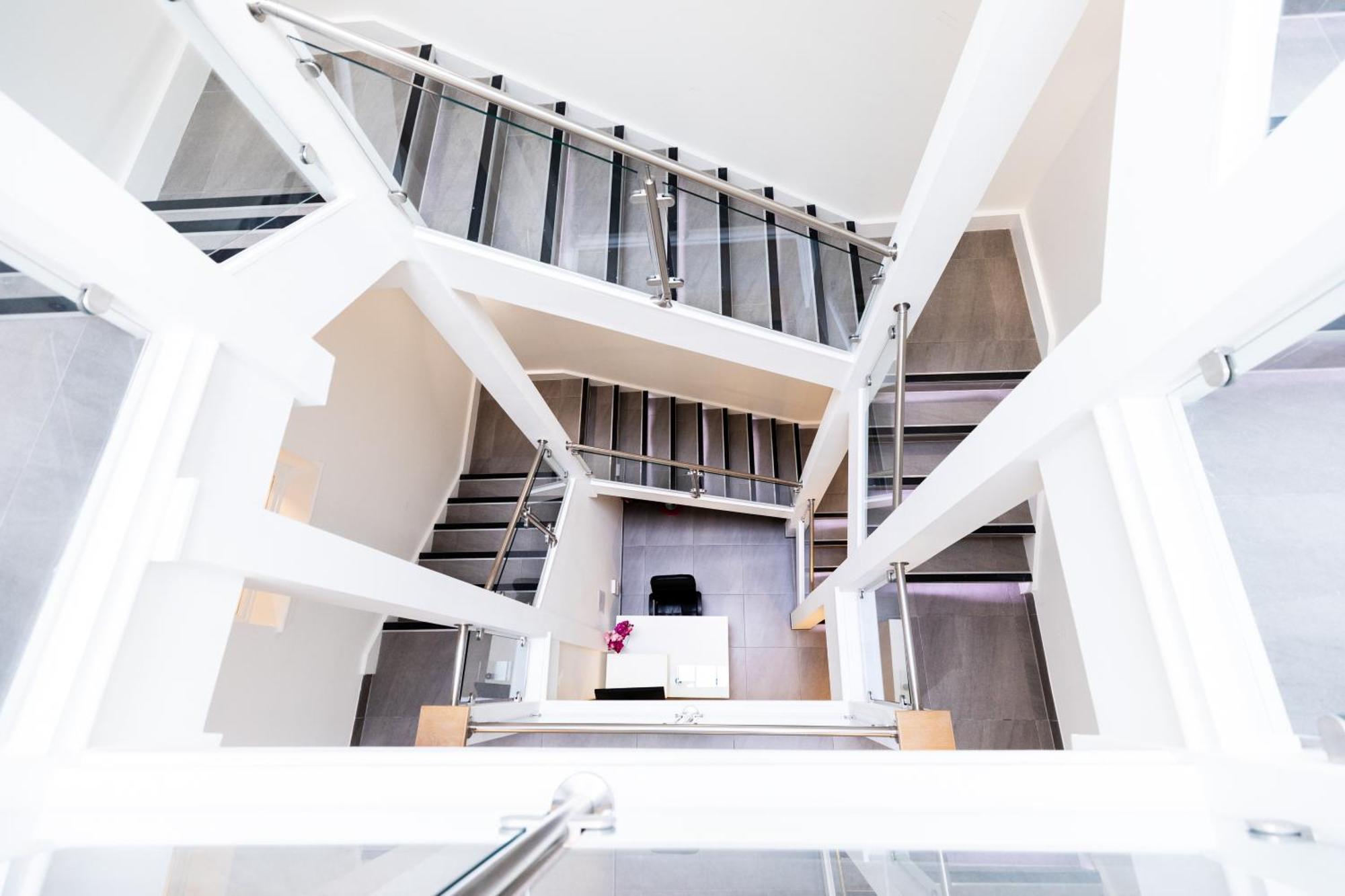 Clarges- Hsk Suites London Bagian luar foto